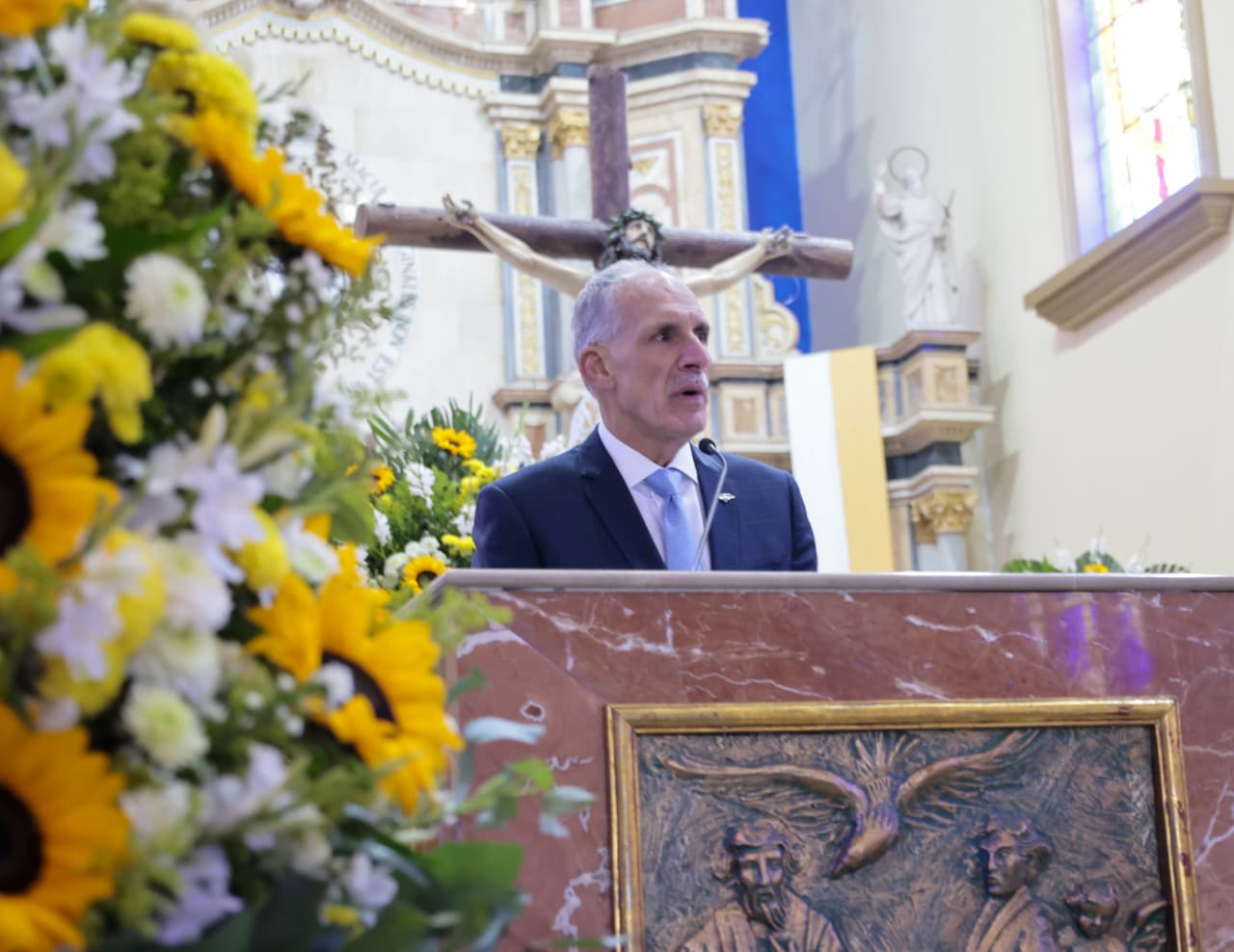 El presidente Asfura participa en la Misa de Acción de Gracias de las Fuerzas Armadas en honor a la Virgen de Suyapa